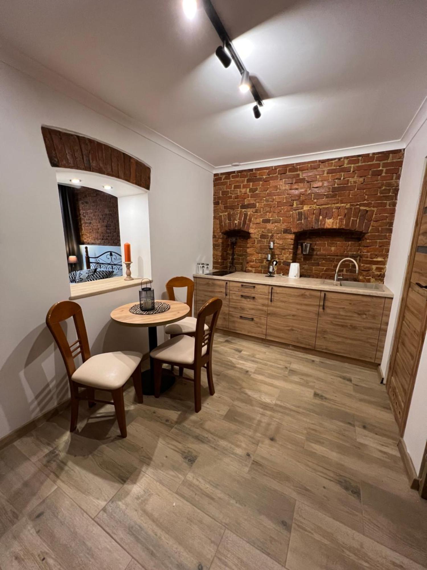Apartamenty K9 Kalwaria Zebrzydowska Esterno foto
